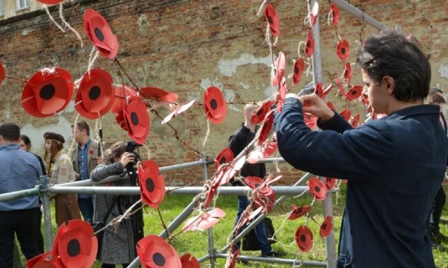 День пам'яті та примирення, фото: Unian