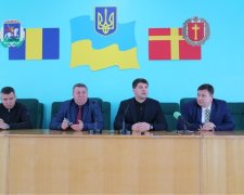 зустріч  Дмитра Дронова із жителями Володарського району