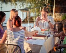 Псих і алкоголік: зірка "Сватів" поставив хрест на кар’єрі одним фото