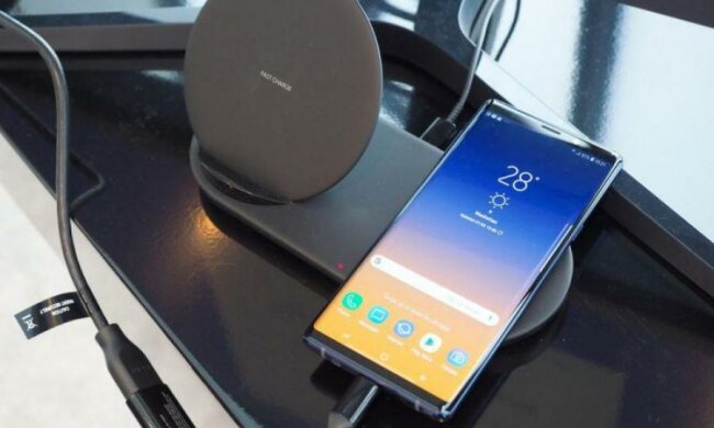 Samsung представила зарядку, у якої немає аналогів