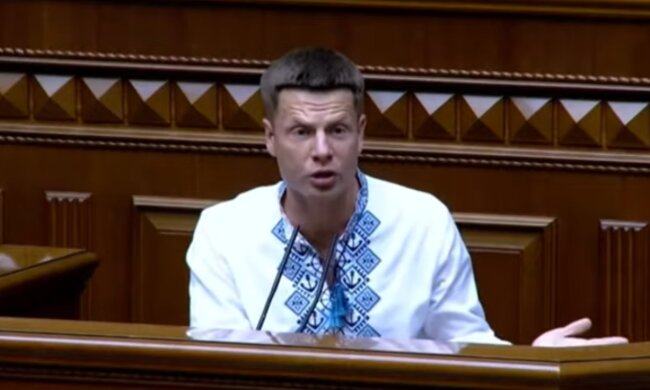Олексій Гончаренко у День вишиванки