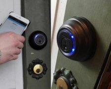 Открыть дверь смартфоном: корейцы представили "умный" замок