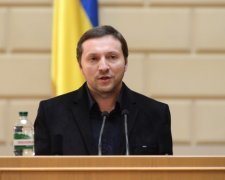 Стець погрозами змушував допомогти ЄС і США його міністерству