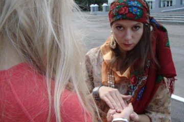 Ворожка" витягнула з молодої львів'янки цілий статок