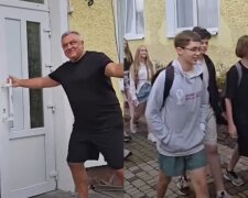 Школярі, кадри з відео