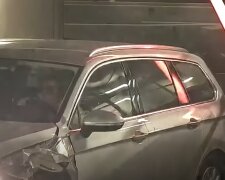 Водитель Passat на парковке, видео