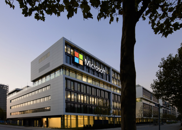 Співробітника Microsoft звільнив ШІ