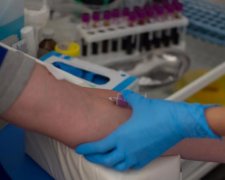 На крови украинцев предложили сэкономить сотни миллионов