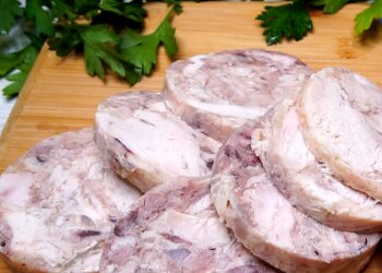 Зельц из курицы, скриншот: YouTube