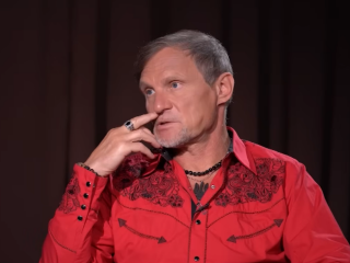 Олег Скрипка, кадр из интервью