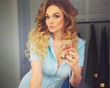Скандальна Водонаєва знову збільшила груди