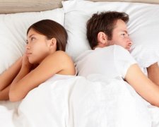 Рот до гонореи доведет: медики предупредили влюбленных об опасности