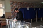 "Житловий будинок, парадне з кодовим замком": в Україні масово змінили адреси виборчих дільниць