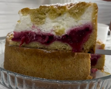 Вишневый пирог с кремом-суфле: фото скрин рецепта