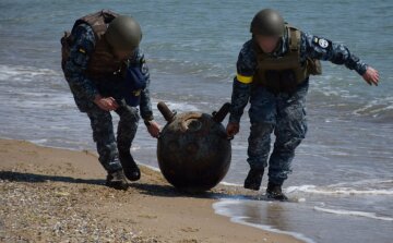 Міни у Чорному морі / фото: Вечірній Київ