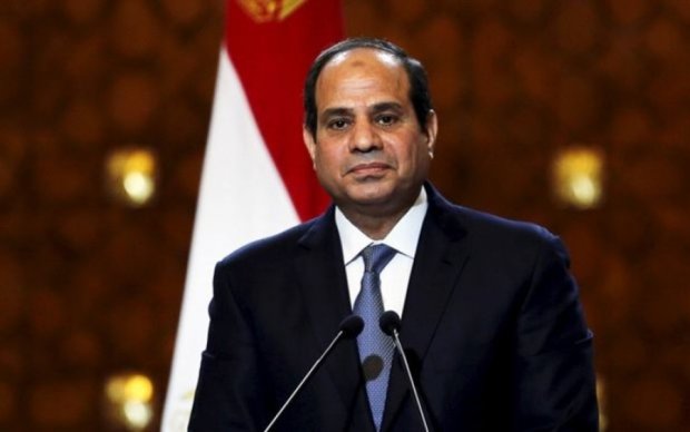 Президент Египта наводнил город военными