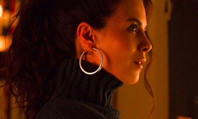 Настя Каменских, instagram.com/kamenskux/