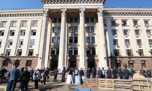 Міліція шукає вибухівку в одеському Будинку профспілок