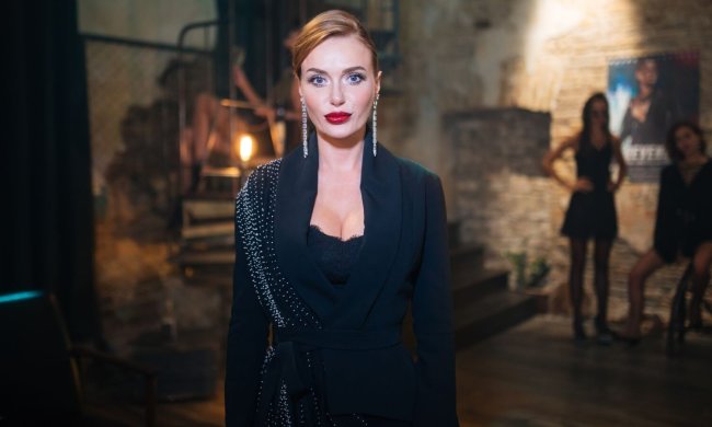 Каминская ослепила Грецию неприлично соблазнительными формами: развод пошел на пользу