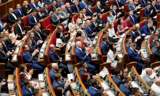 Рада должна обновить закон о НКРЭКУ после решения КС о нелегитимности комиссии - нардеп