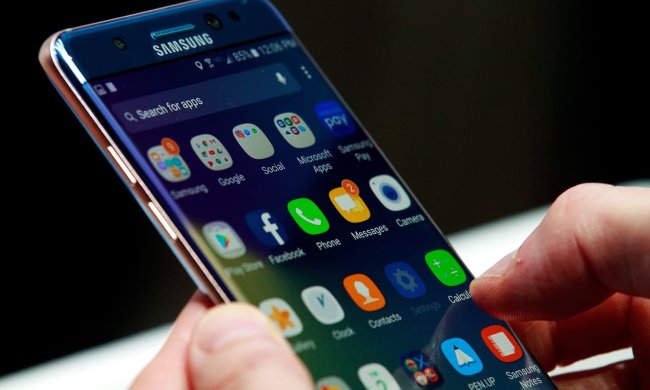 Samsung скасувала нову лінійку смартфонів