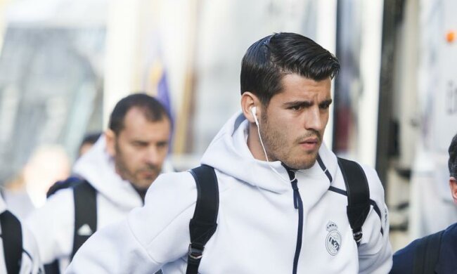 Стала відома причина затримки трансферу форварда Реала в Манчестер Юнайтед