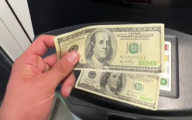 Доллар против гривны: экономист предупредил к каким изменениям готовиться