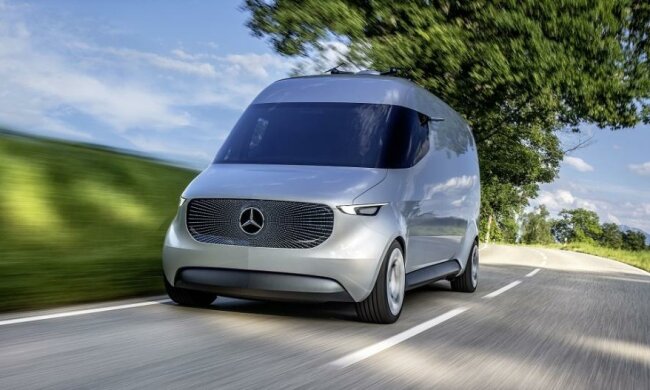 Компанія Mercedes представила поштовий фургон майбутнього (фото)