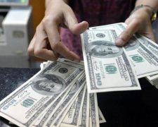 Курс валют 26 марта: доллар серьезно прыгнул