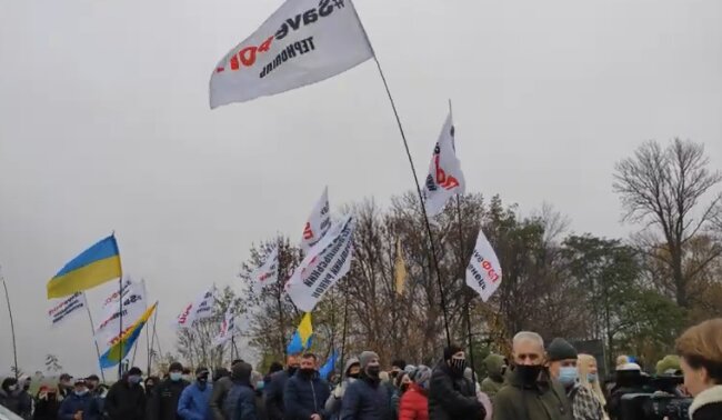"Кабацький" Майдан докотився до Львова, голодні і розлючені: "Дайте працювати!"