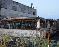 У Миколаєві спалили шість автобусів