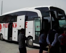 Поворот смерті: переповнений автобус потрапив в криваву аварію, десятки жертв і постраждалих