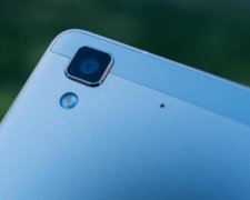 Японці несподівано здійснили революцію на ринку смартфонів