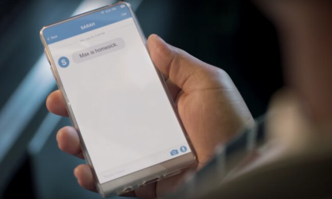 Безрамковий смартфон від творця Android помітили в рекламі Michelin