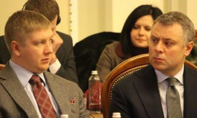 Получив премии чиновники "Нафтогаза" наняли клоунов в фейсбуке для шоу