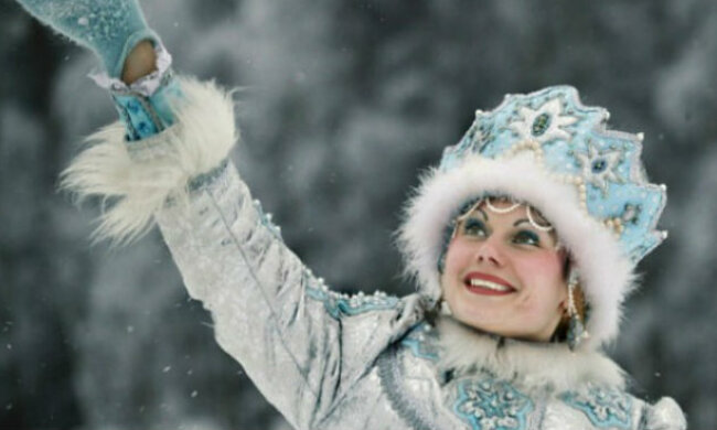 Звідки з'явилася Снігуронька і хто її батьки? Теорії появи новорічного персонажа в народі