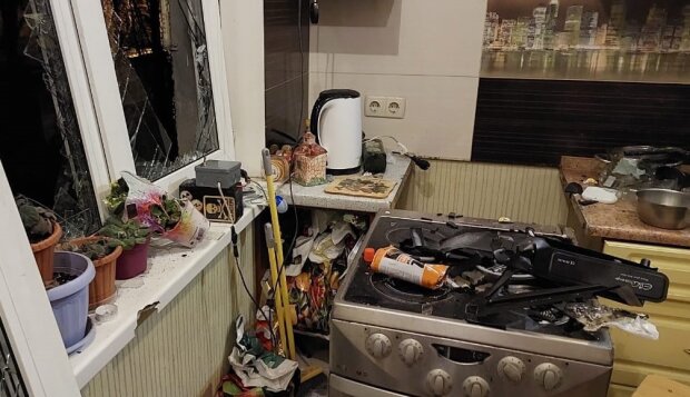 Взрыв в квартире, фото: Facebook (ГСЧС)