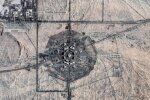 Спутниковый снимок: Китай строит военные объекты в пустыне