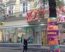 На місці "Сбербанку Росії" побудували магазин Roshen