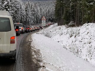 Пробка на шляху до Буковеля, фото: Facebook Ярослав Іваночко