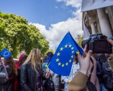 Більшість українців не знають, як працює безвіз