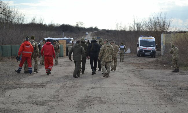 Боевики "ДНР" коварно атаковали позиции ООС, украинские воины прошли сквозь ад: первые детали