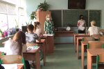 Урок в школе, скриншот видео