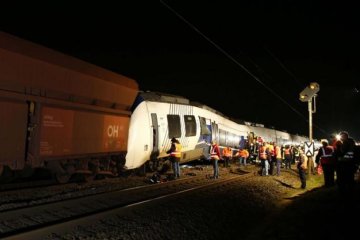 Смертельна ДТП у Польщі: поїзд зніс авто з українцями

