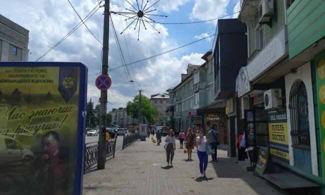 Тернополь оказался в "красной зоне" карантина, городская власть взбунтовалась против Минздрава – "Все останется, как было"