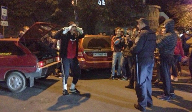 Водій-наркоман танцював навколо авто після ДТП у Франківську (фото)
