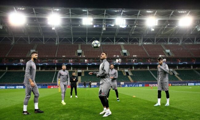 Тридцятирічний футболіст звабив малолітню онуку російського президента: "Взагалі нікого не бентежить", фото