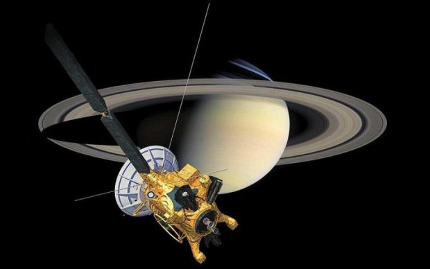 Прощай, Cassini: NASA показало самые яркие снимки 