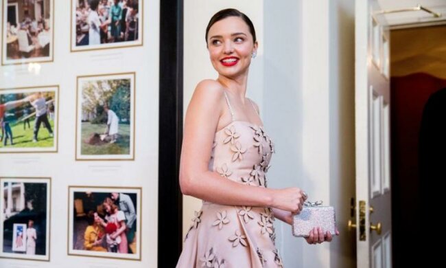 Екс-ангел Victroria's Secret таємно вийшла заміж