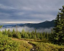 Відпочинок влітку в Україні 2017: куди сходити в похід